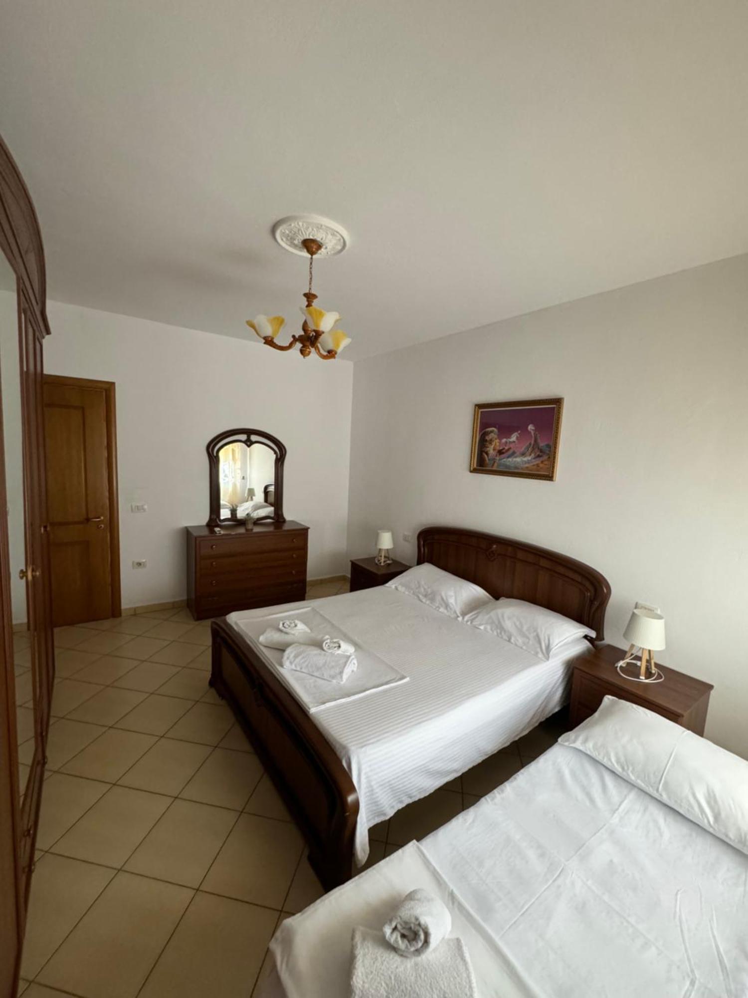Blehami_Entire_Apartment Berat Kültér fotó
